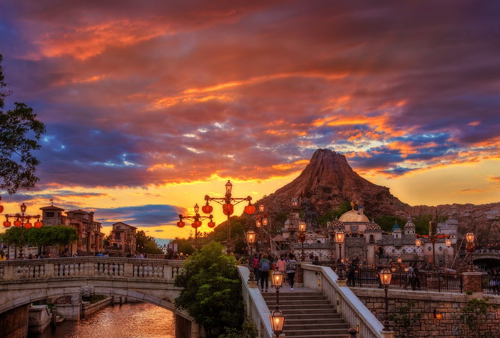 eternal-sea-light-tokyo-disneysea copy